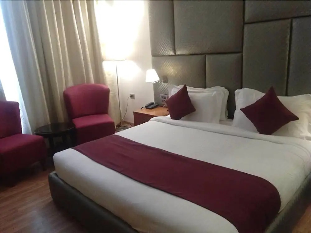 Millennium Inn