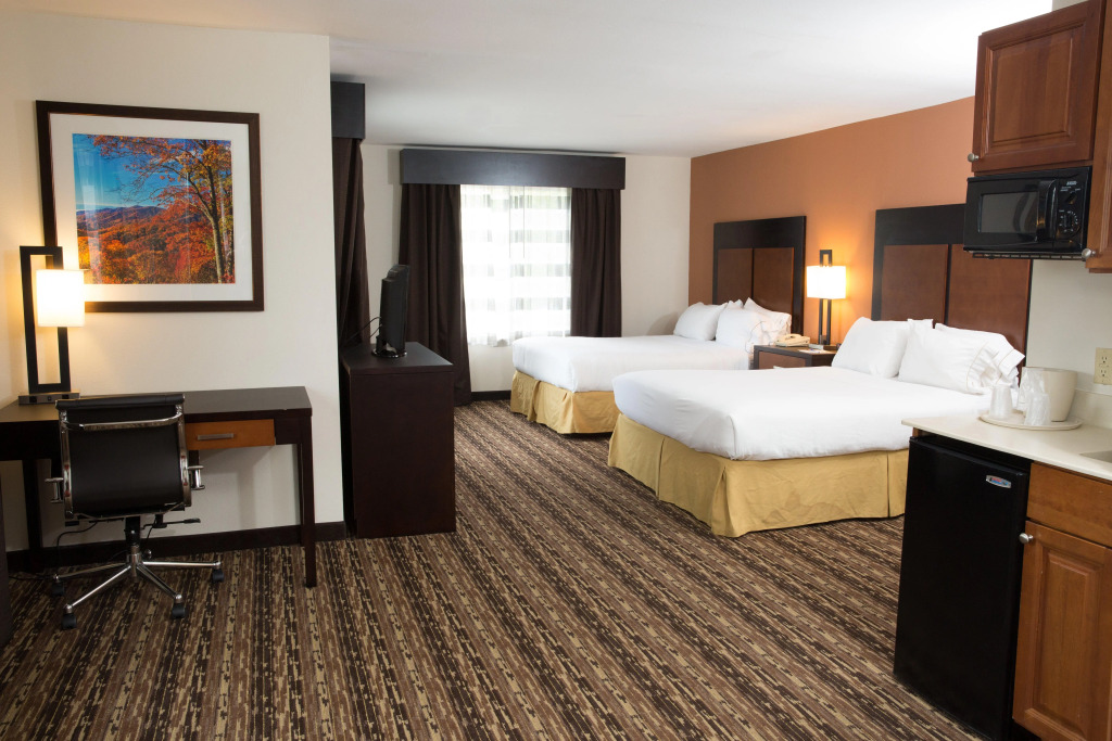 Holiday Inn Express Hotel & Suites Cherokee-Casino by IHG