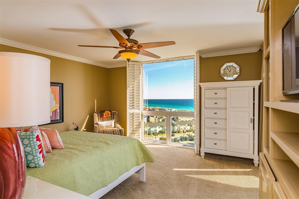 Shoreline Towers 3112 2 Bedroom Condo