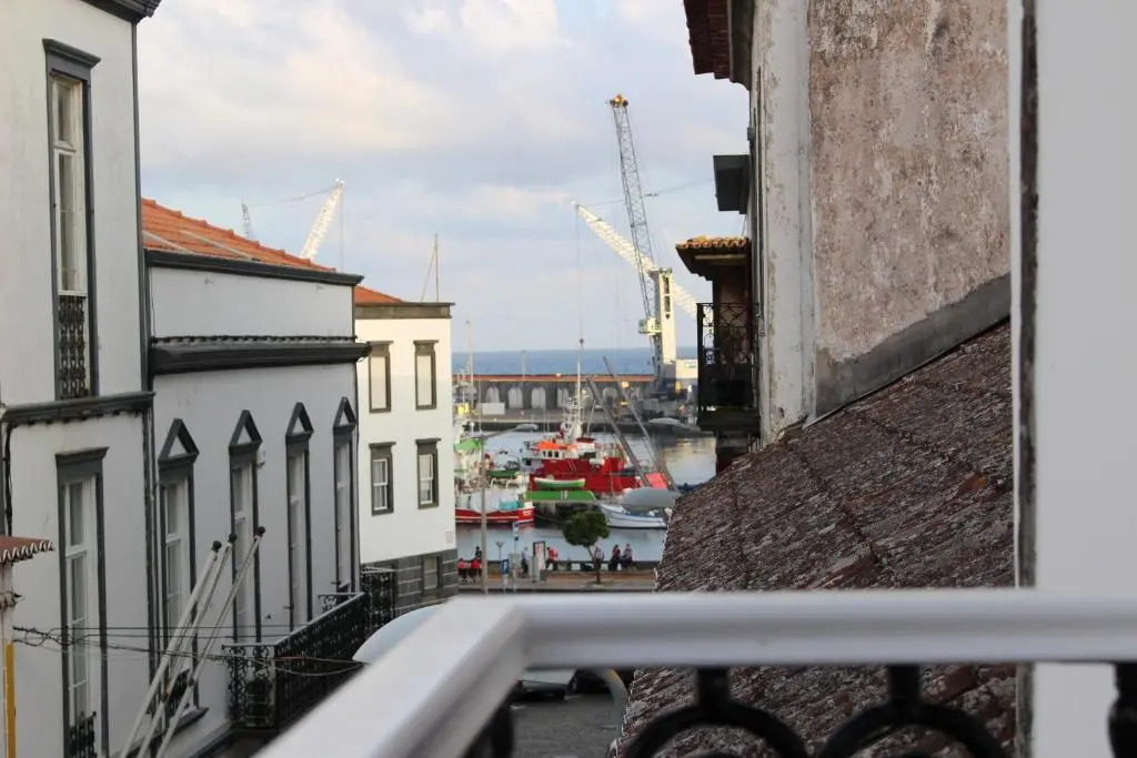2 Towers Apartment