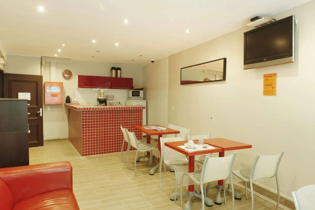 Hotel Montmartre Clignancourt