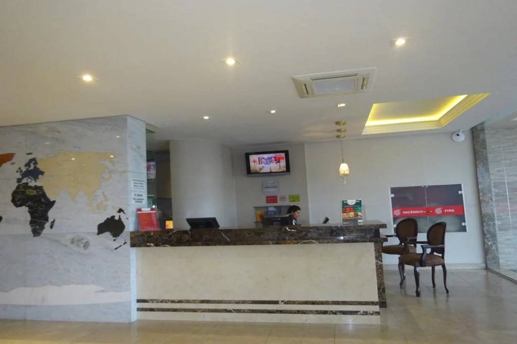 Lizon Curitiba Hotel