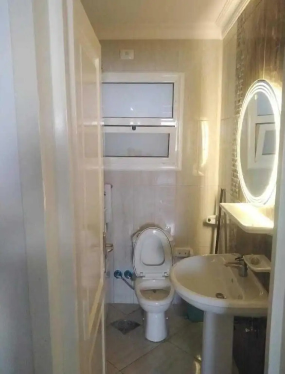 Cozy Hotel APt In Madinaty 10.103.10.12