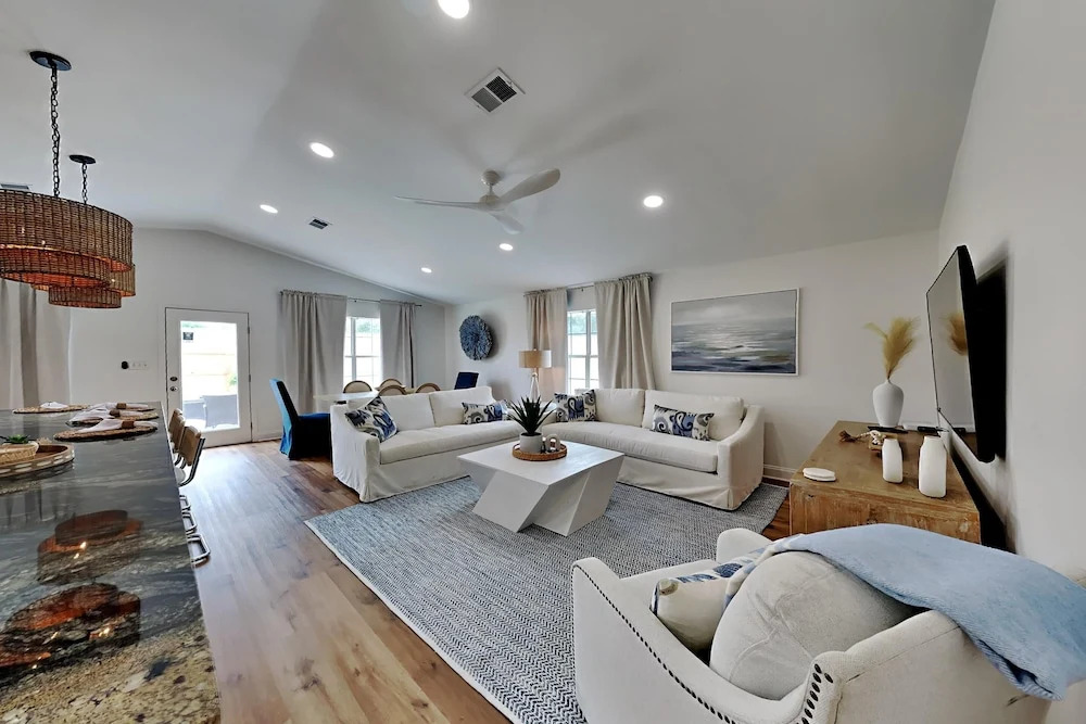 Seaspray by Southern Vacation Rentals
