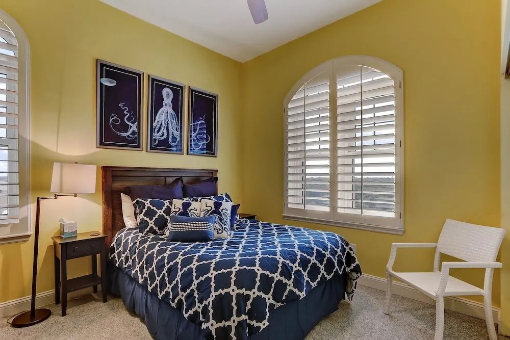 Luxury Condo With Atlantic Ocean View From Private Balcony By Redawning