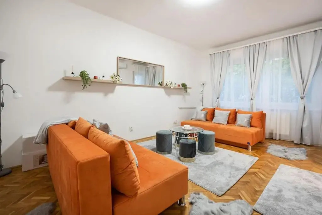 Mirage Monte Apartment