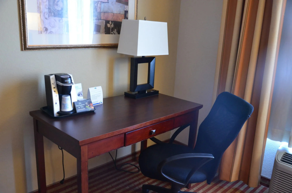 Holiday Inn Express Hotel & Suites Amarillo South by IHG