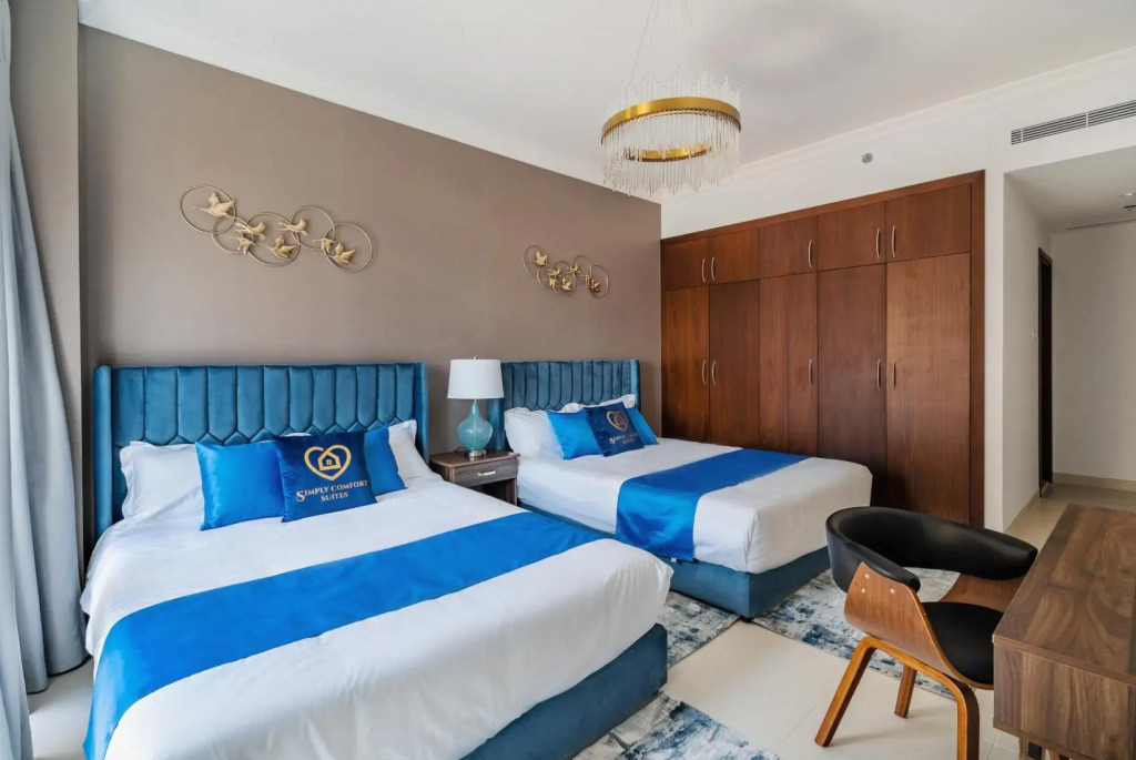 Bright 1bd 110m2 in Palm. Pool, Gym, Beach,Parking