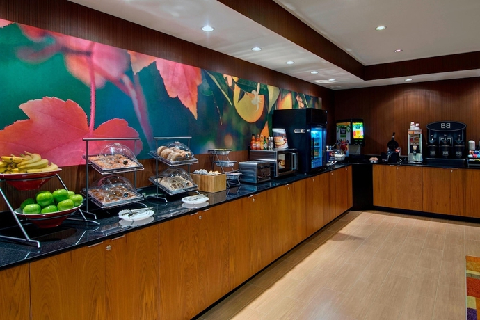 Fairfield Inn & Suites by Marriott Fort Worth I-30 West Near NAS JRB