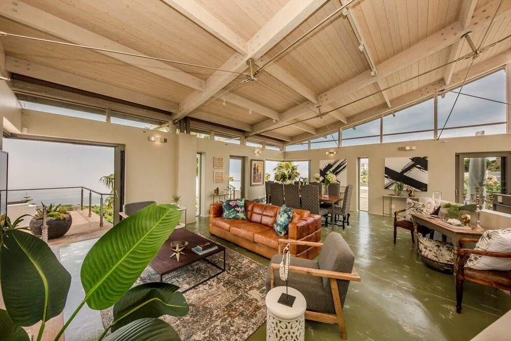 Extraordinary Family Retreat at Lobster Villa