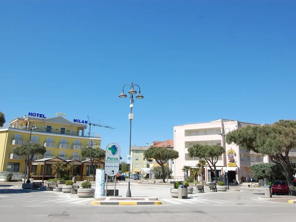 Modern Apartments in Rosolina Mare with Private Parking
