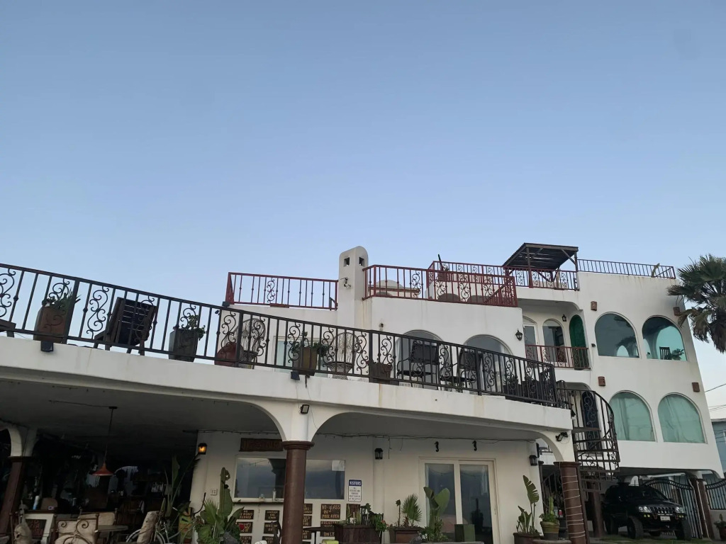 Casa Playa Baja