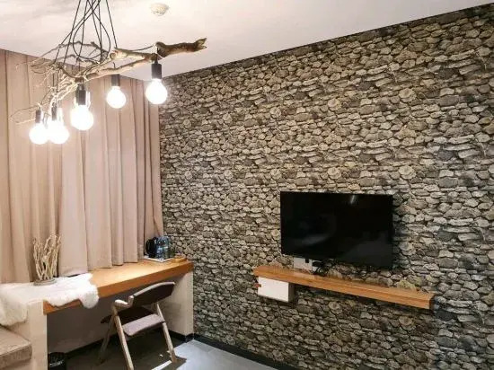 Habitat Traders Hotel