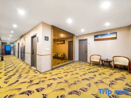 Yanghang Jinding Hotel (Chongqing Changshou Passenger Terminal )