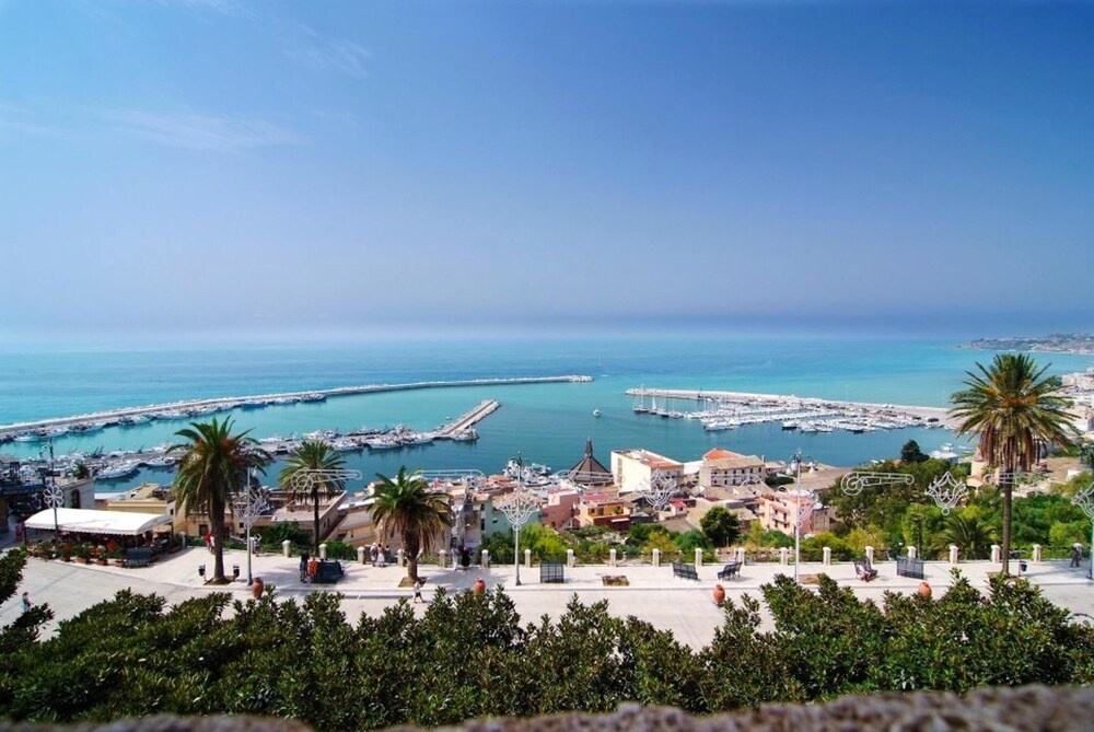 House With 3 Bedrooms in Sciacca, With Enclosed Garden and Wifi - 5 km