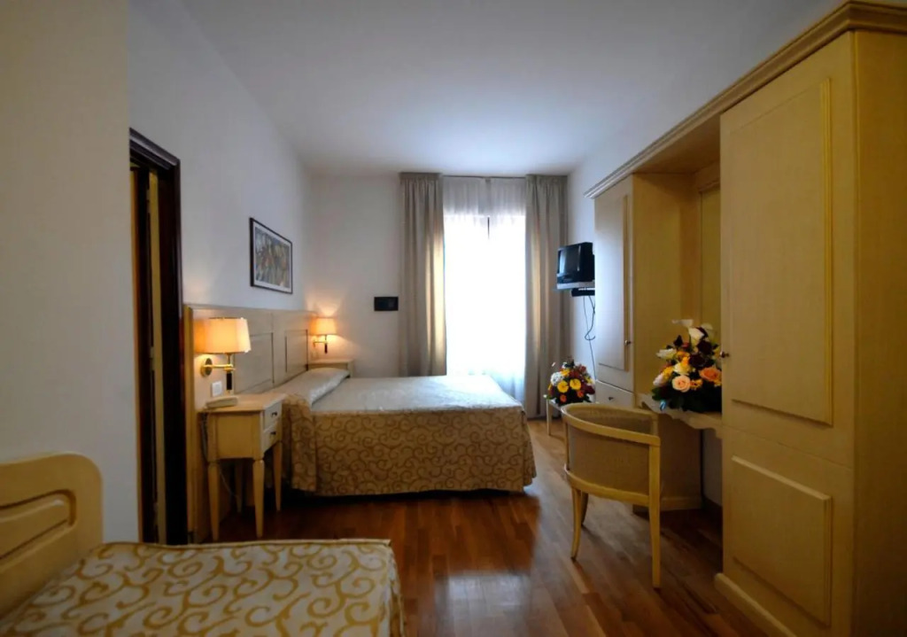 Отель Grand Hotel Duomo