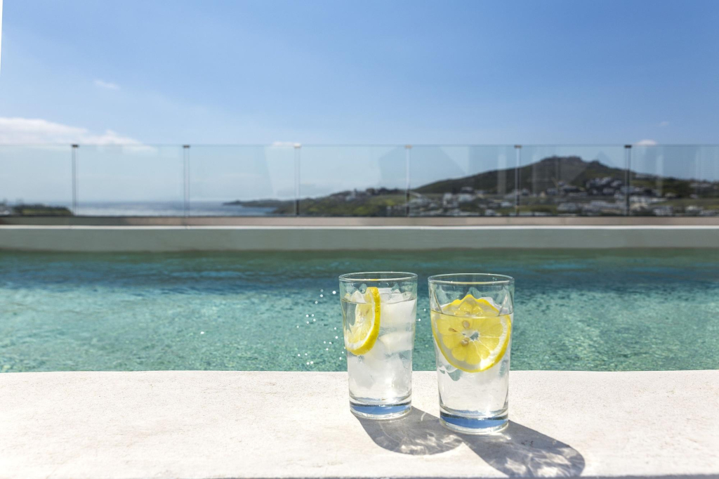 Amperian Mykonos Suites & Villas
