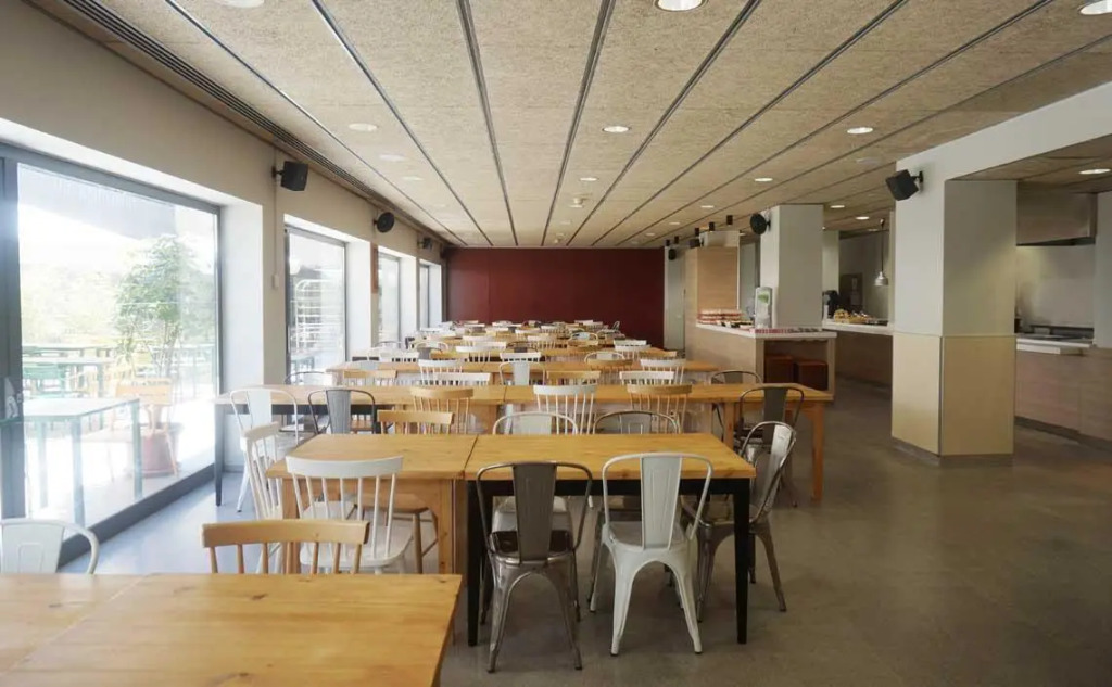 Barcelona Pere Tarrés Youth Hostel