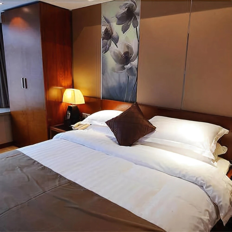 Cozy City Hotel