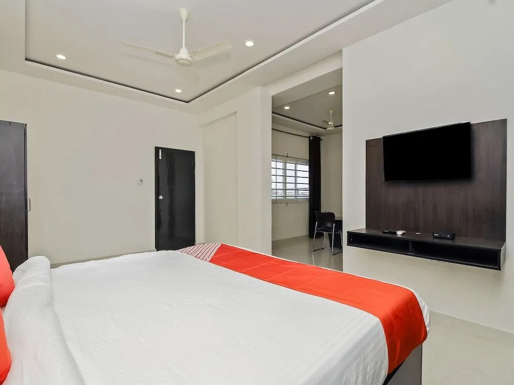 OYO 26941 Hotel Palm International