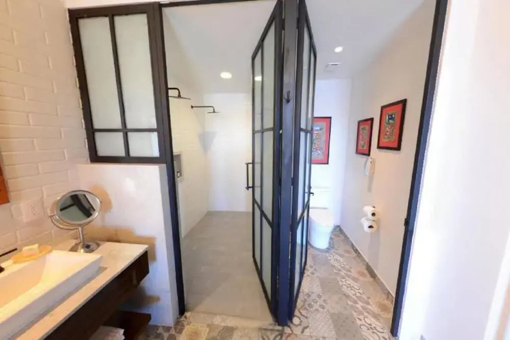 Spacious 4 BR Apt in Cabo