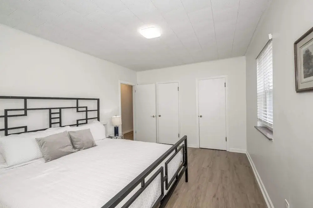 The Grand Elm Suites Sleeps 10