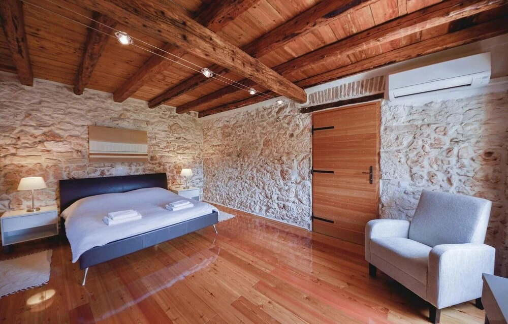 Beautiful Home in Banjole With Wifi and 3 Bedrooms