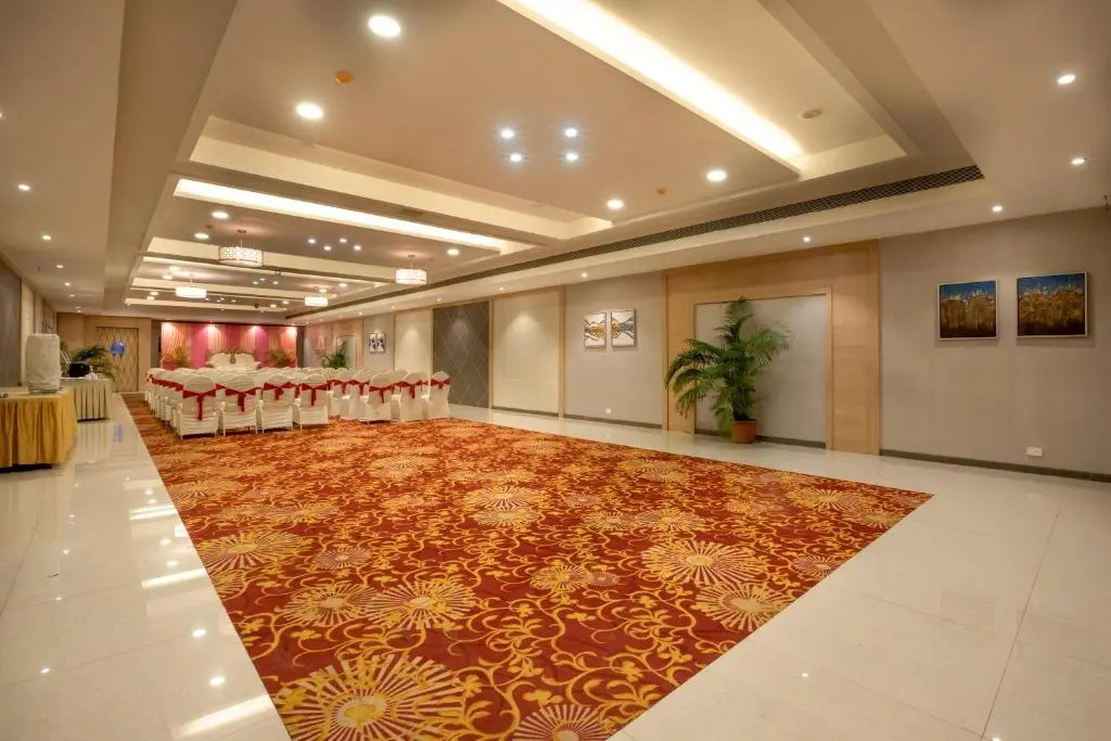 Freesia By Express Inn
