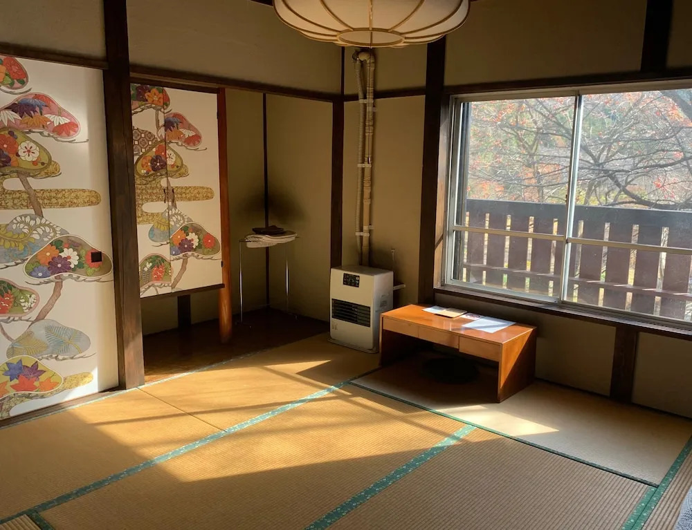 Tanigawa Valley Lodge & Coffee Roastery