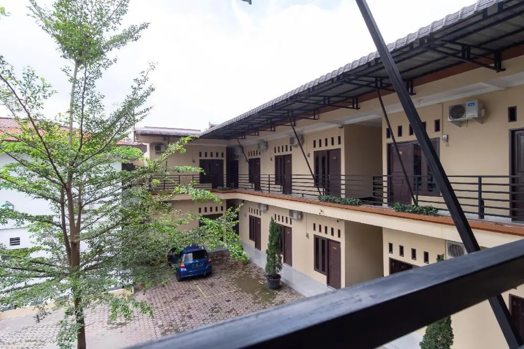 OYO 1371 Carofin Guest House