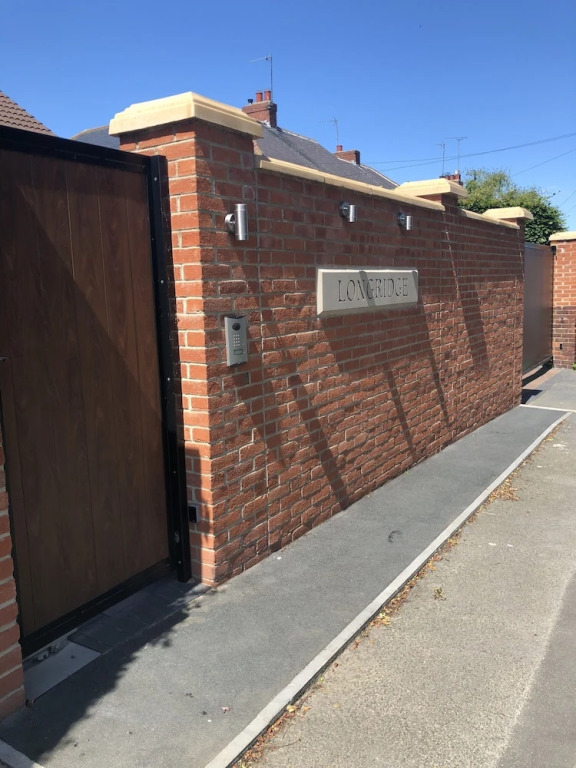 Longridge apartment