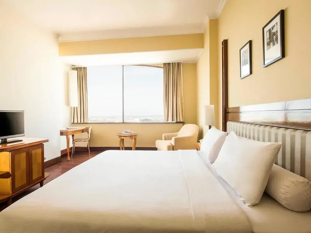 Hotel Ibis Mangga Dua and Apartments