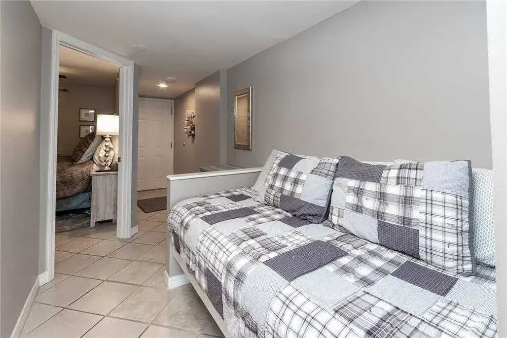 Royal Palms 804 - 1 Br Condo