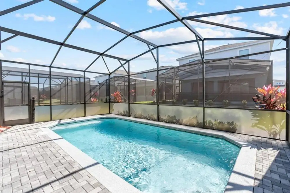 5BR and 5BA Luxury Villa with pvt pool