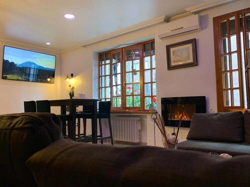 Claustro las Francesas Luxury Apartment in the Heart of Valladolid