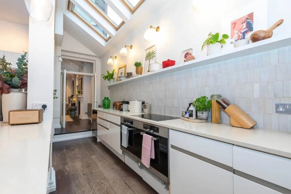 Gorgeous 4 Bedroom Family Home Next to Clapham Common