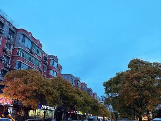 Yado Hotel (Jinzhou East Lake Park Water Park store)