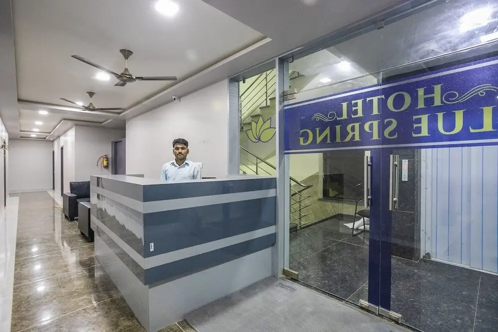 Hotel Blue Spring by OYO Rooms