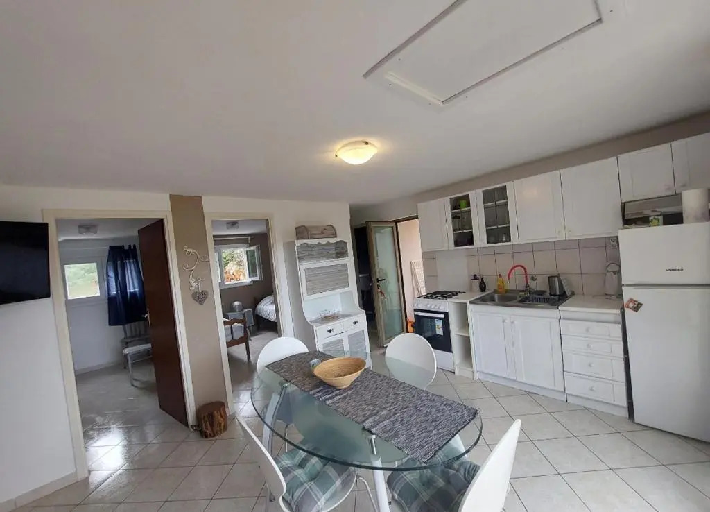 Tinas holiday house