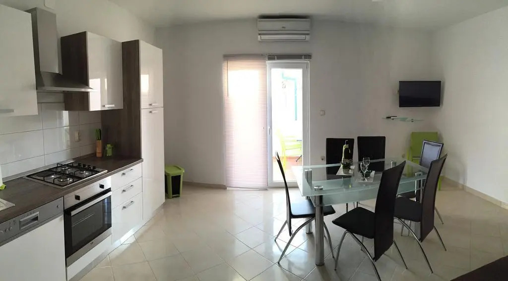 Apartment Ive