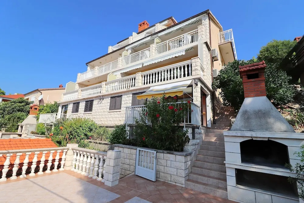 Seaside Apartments Markota