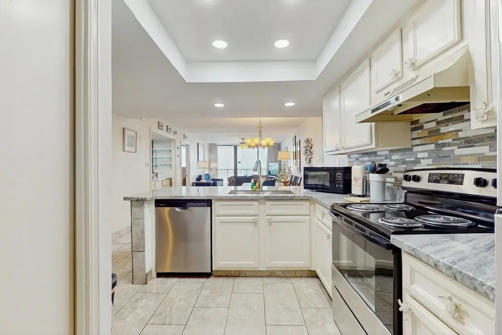 2BR w/ Luxury Resort Perks: Suntide III - Unit 507