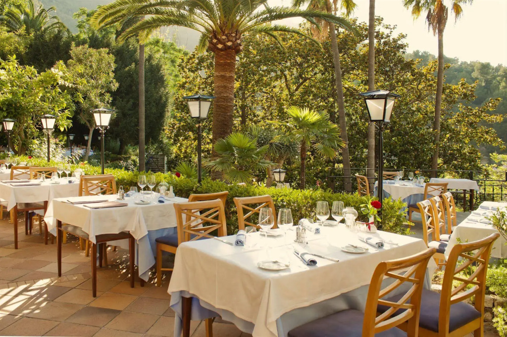 Es Moli Hotel