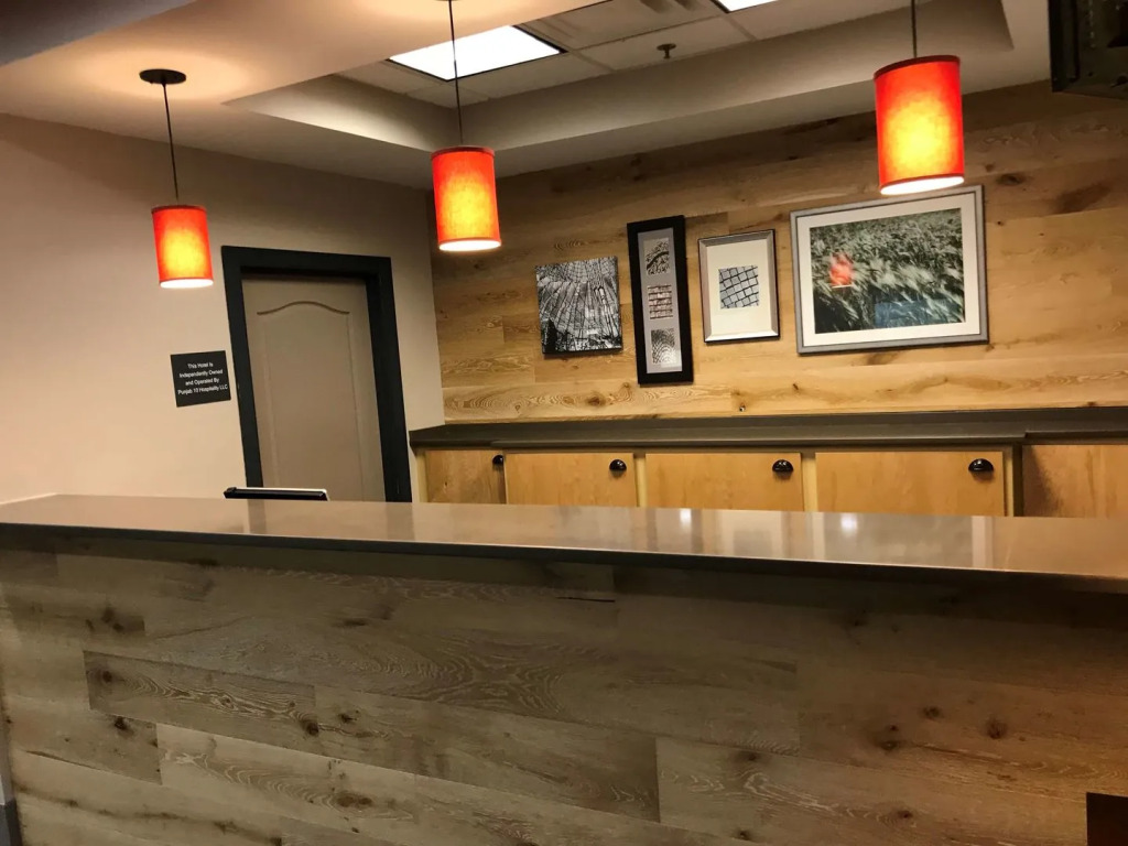 Country Inn & Suites by Radisson, Emporia, VA