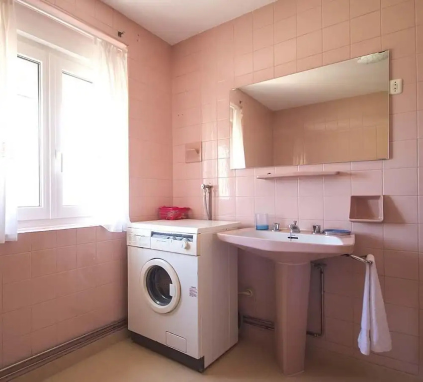 Apartment - 3 Bedrooms with WiFi - 106763