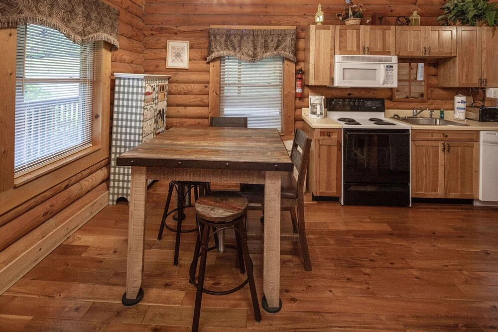 Beary Special by Eagles Ridge Resort