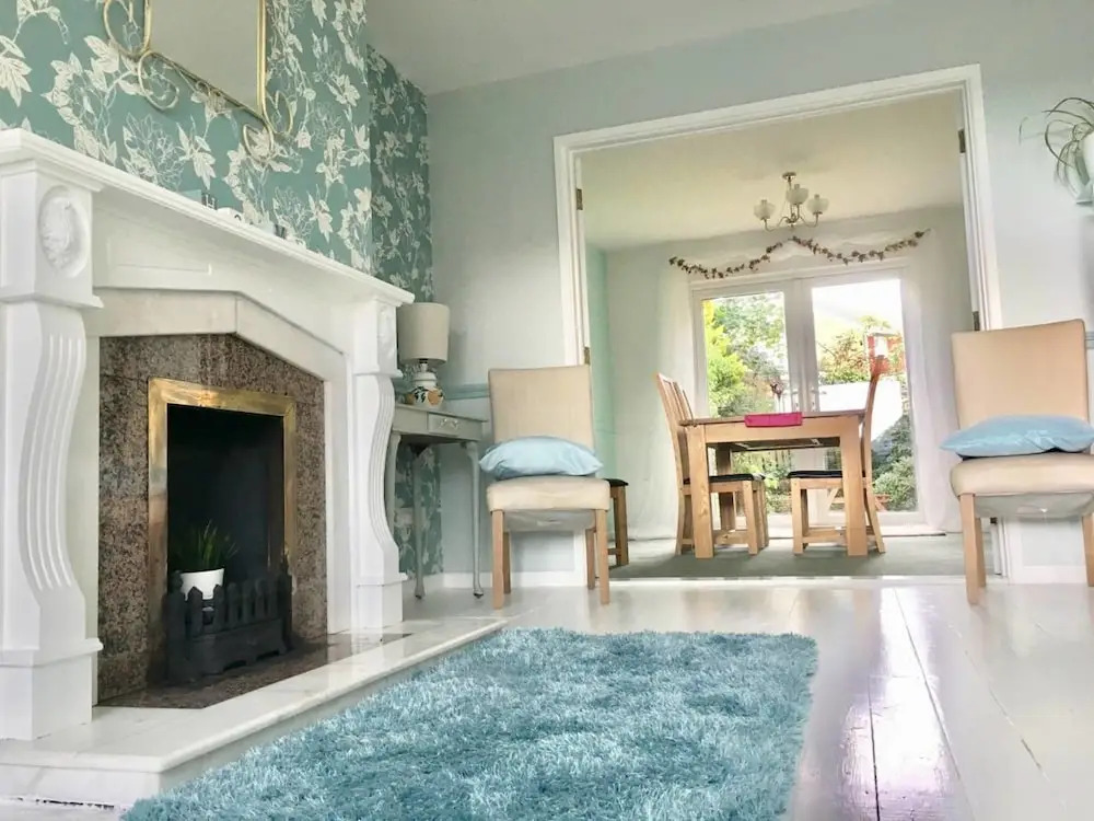 Elegant 3-Bed House w/ Garden