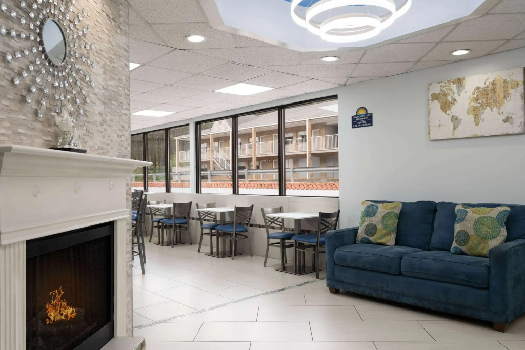 Days Inn by Wyndham Weldon Roanoke Rapids
