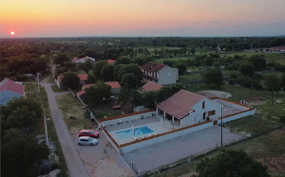 Villa Kole