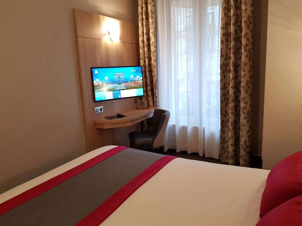 Hotel Champerret Elysees